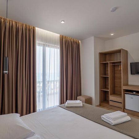 Keos Hotel Sarande Exterior photo