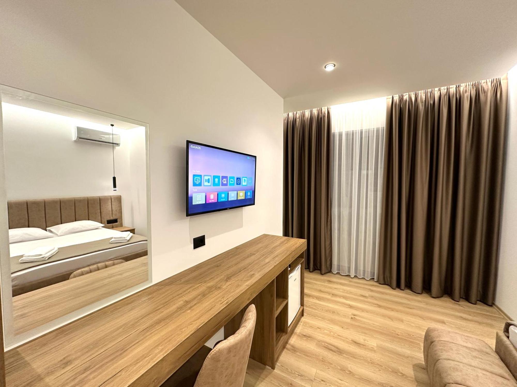Keos Hotel Sarande Exterior photo