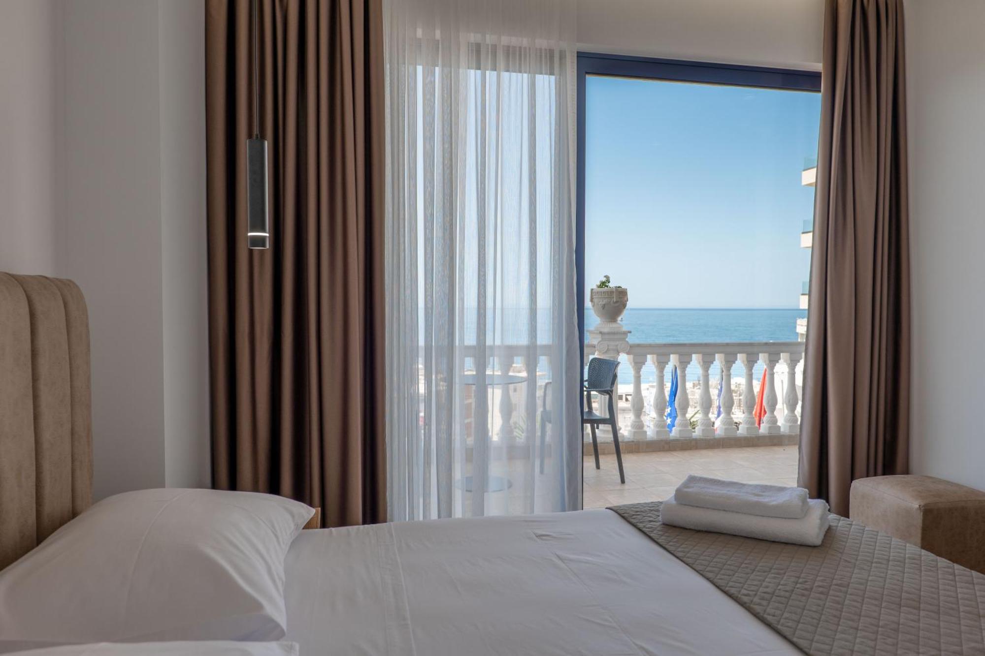 Keos Hotel Sarande Exterior photo