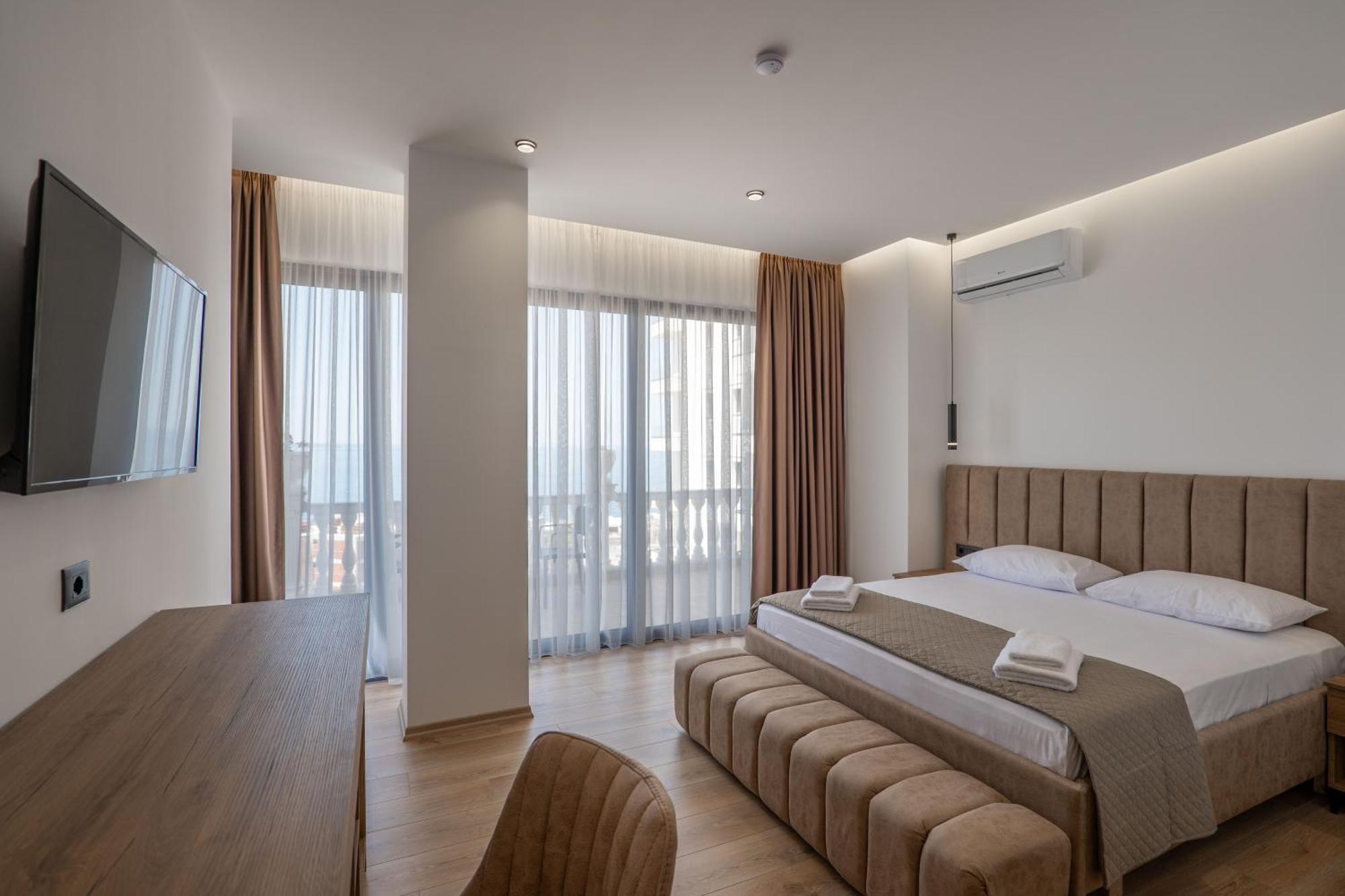 Keos Hotel Sarande Exterior photo