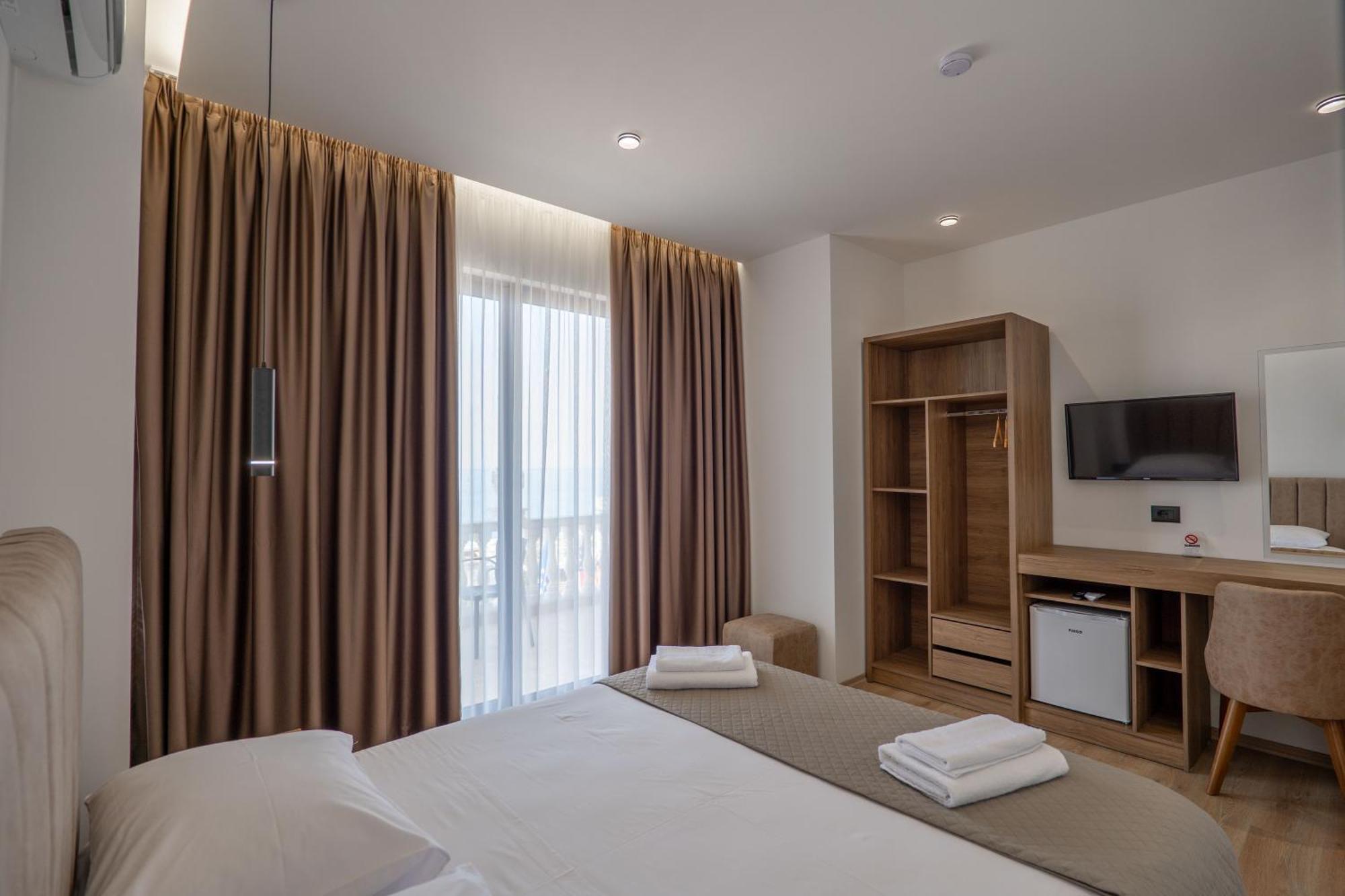 Keos Hotel Sarande Exterior photo